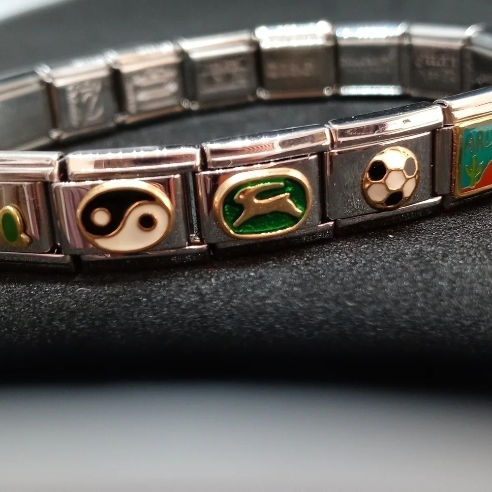 dolcero charm bracelet